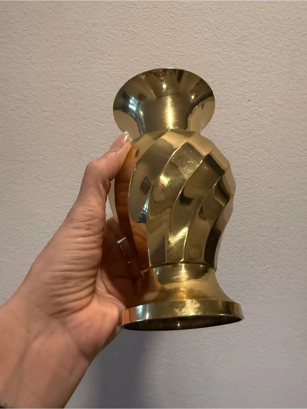 Vintage Brass Spiral Vase Made in India 7” Hollywood Regency